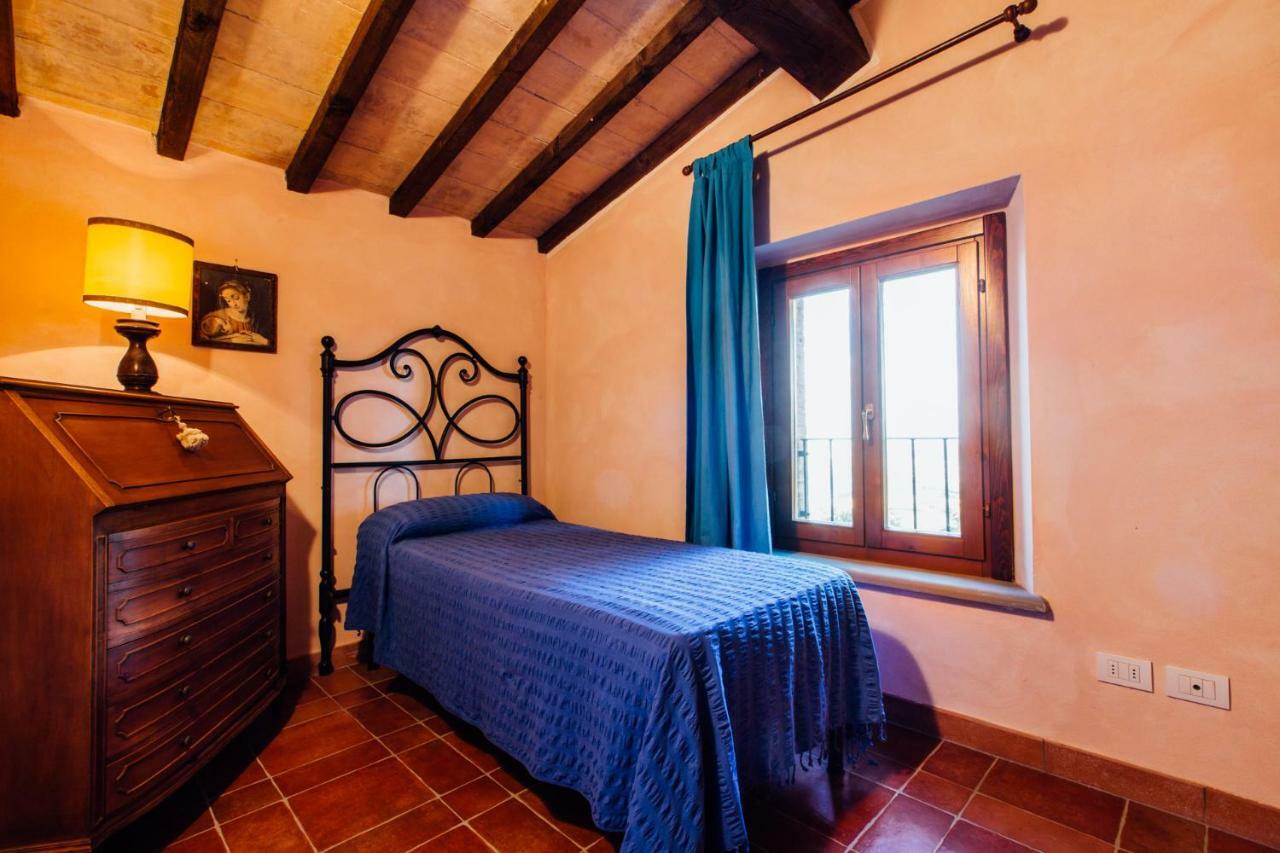 Vila Fontemarinaalta Montorsaio Exteriér fotografie